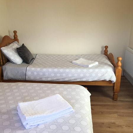 Private Double Rooms & Twin Rooms Rahoon ゴールウェイ エクステリア 写真