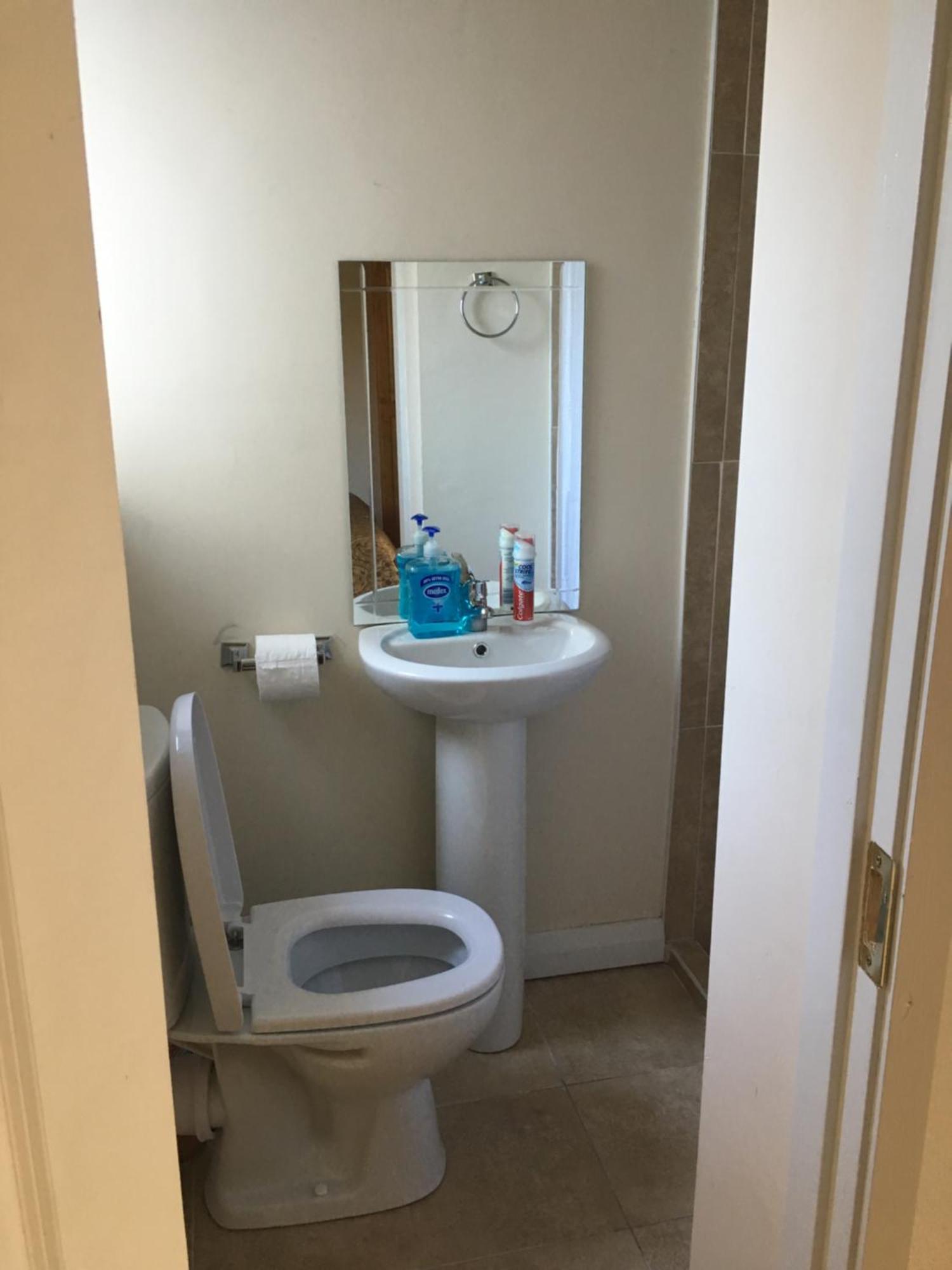 Private Double Rooms & Twin Rooms Rahoon ゴールウェイ エクステリア 写真